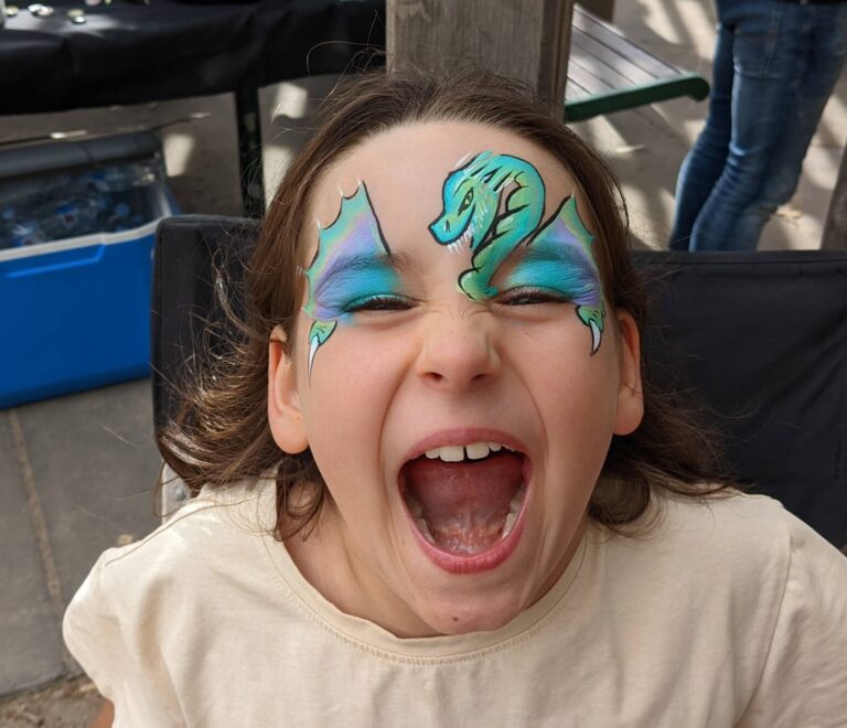 Book Face Painting, Photobooth & Glitter Bar in Melbourne photobooth fun dragon girl face painter hire melbourne